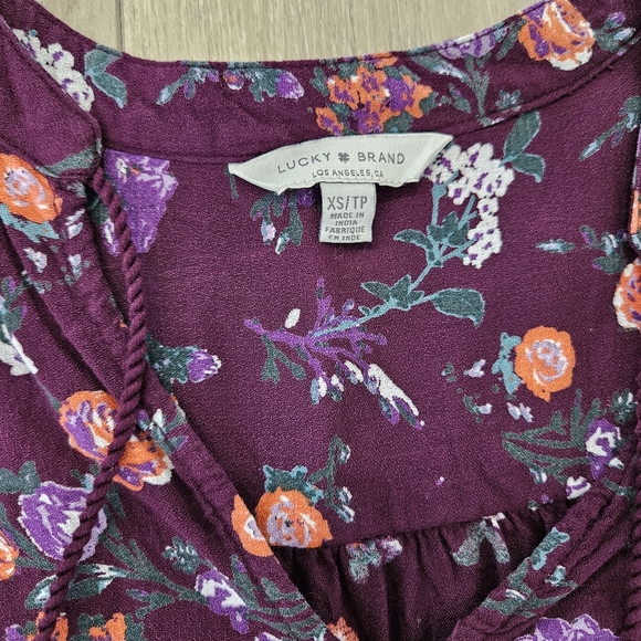 Lucky Brand Top, XS, Maroon Floral - Picture 4 of 7